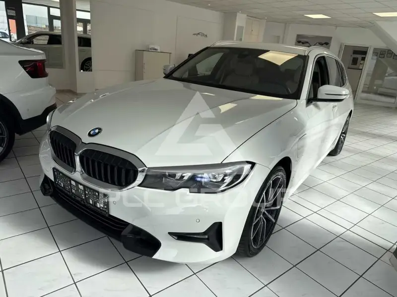 2021 BMW 330