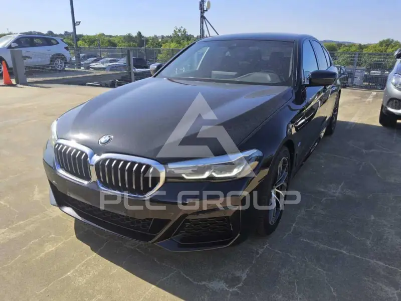 2021 BMW 520