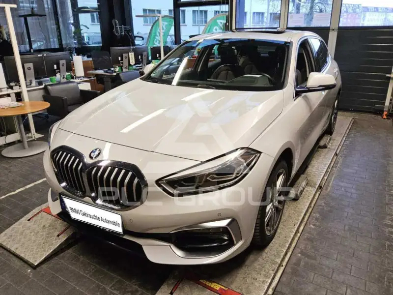 2021 BMW 120