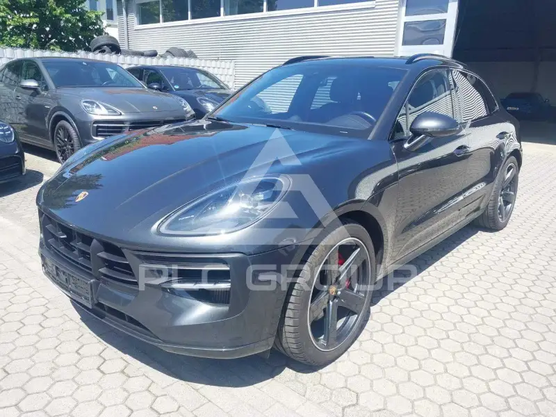 2021 Porsche MACAN