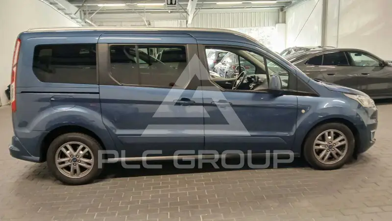 2021 Ford Tourneo