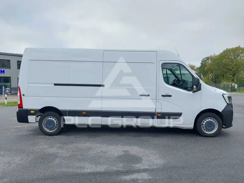 2021 Renault Master