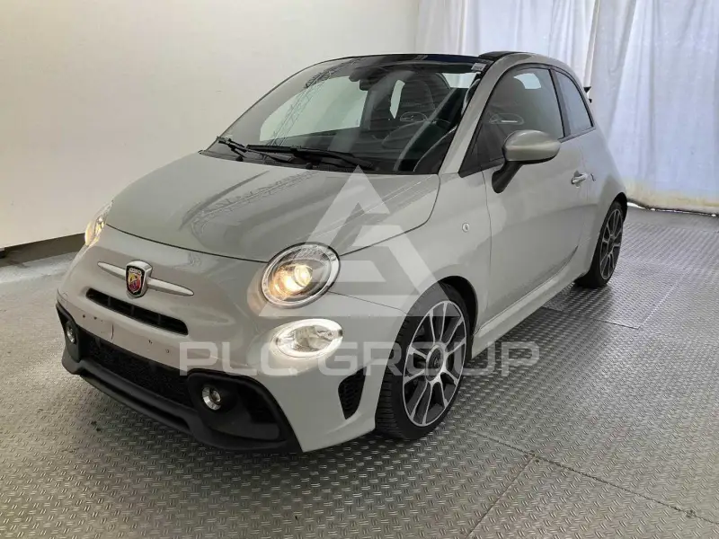 2022 Abarth 595