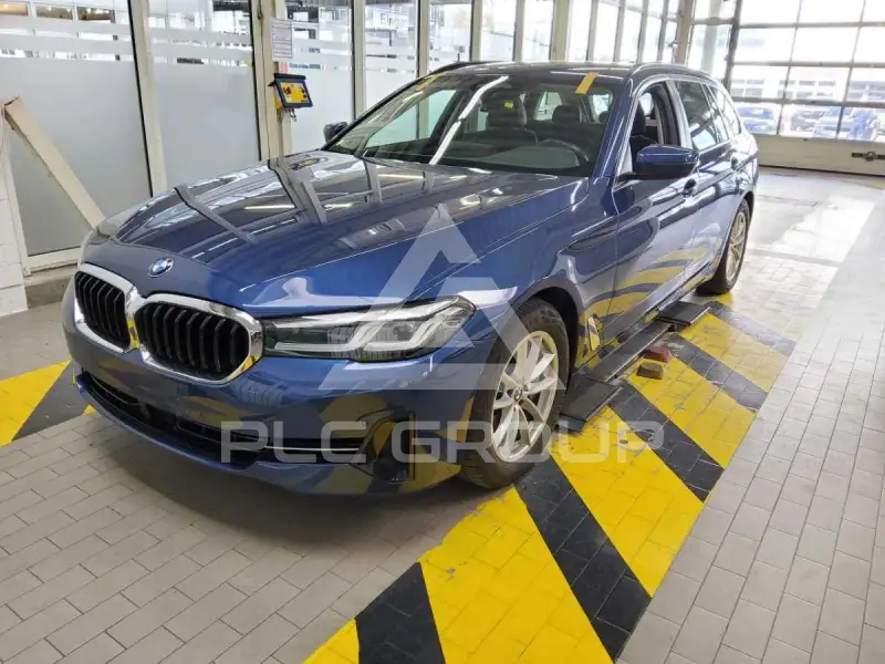 2022 BMW 530