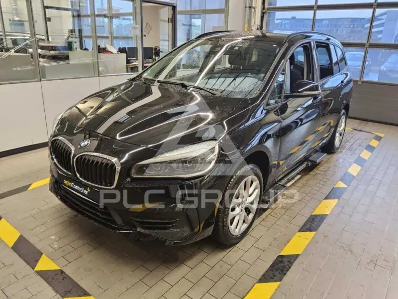 2022 BMW 218