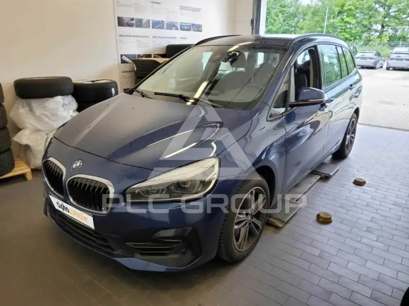 2022 BMW 218