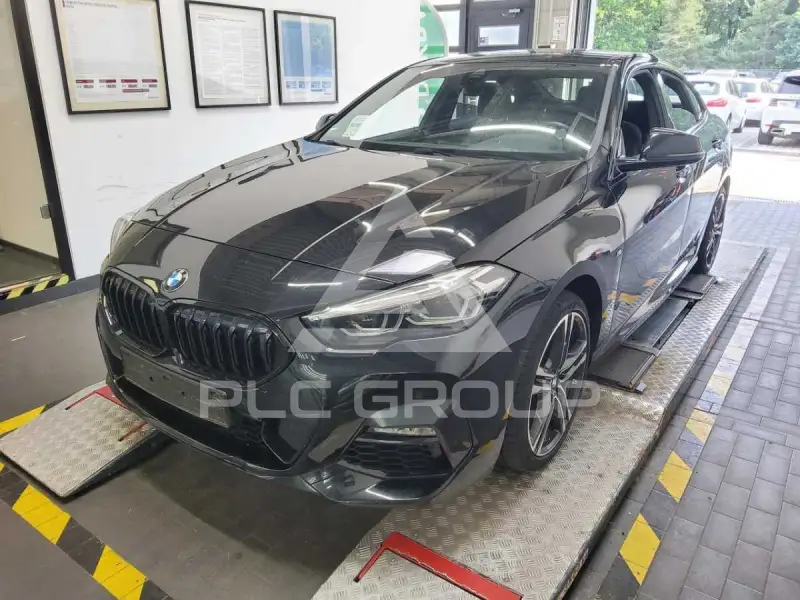 2022 BMW 218