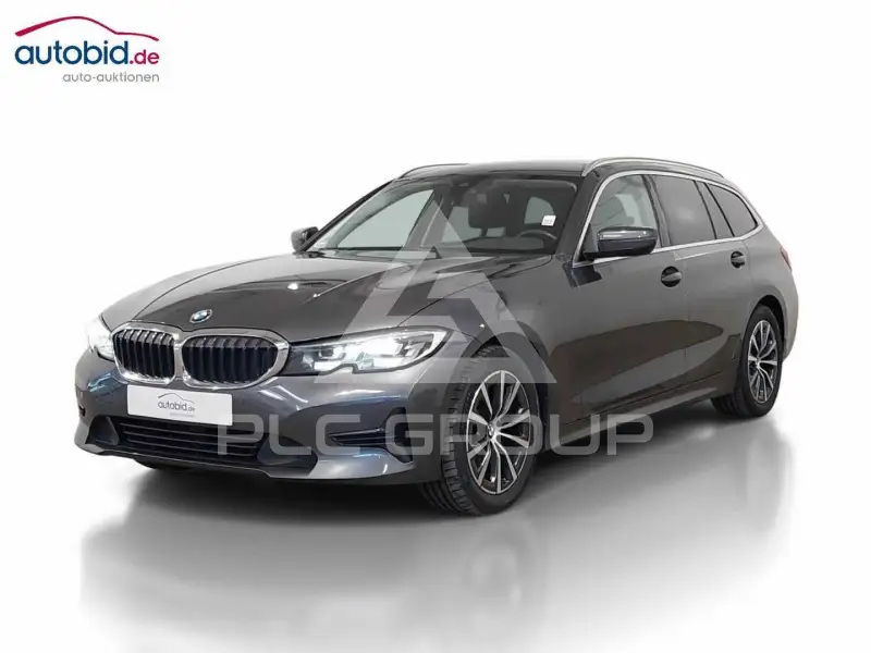 2022 BMW 320