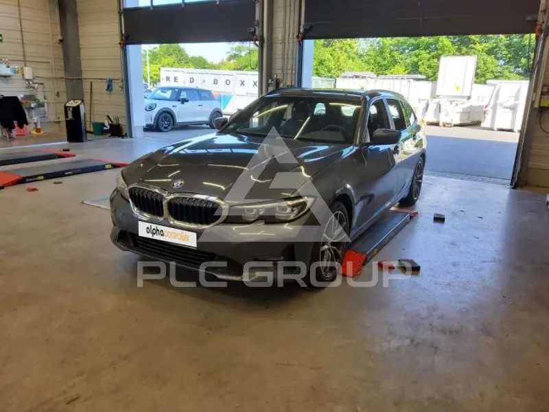 2022 BMW 320