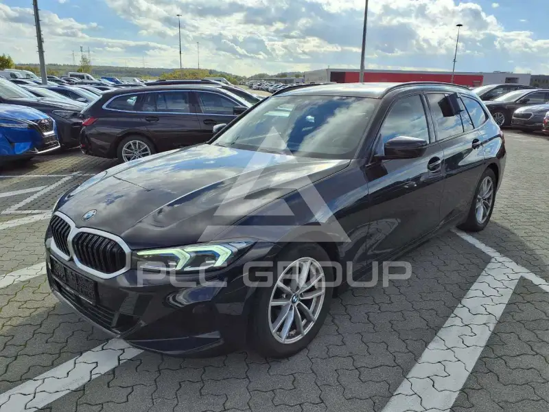 2022 BMW 320
