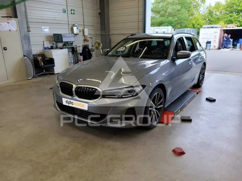 2022 BMW 320