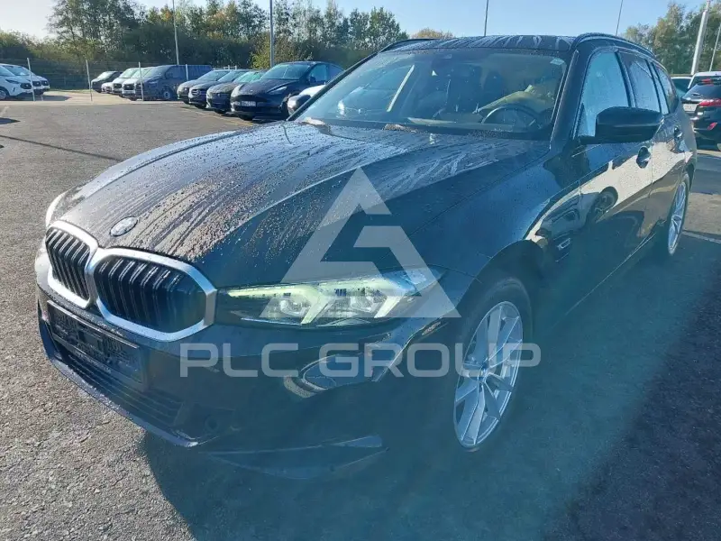 2022 BMW 320