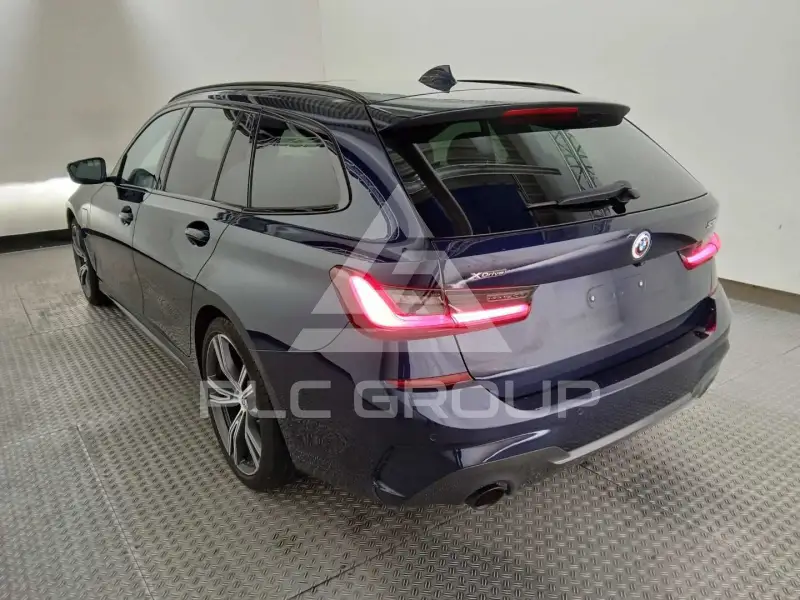 2022 BMW 330