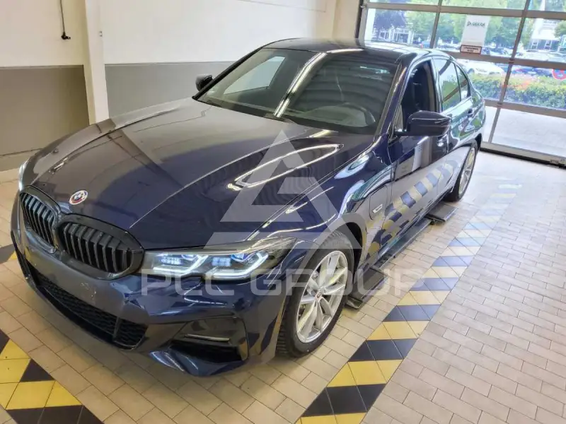 2022 BMW 330