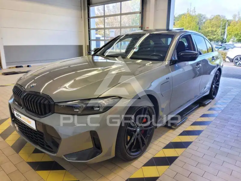 2022 BMW 330