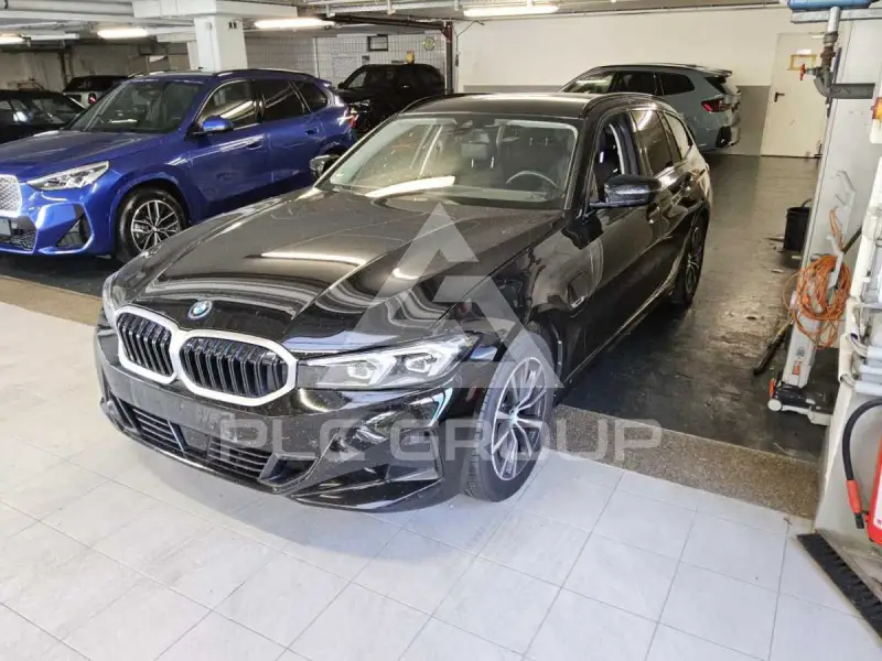 2022 BMW 330