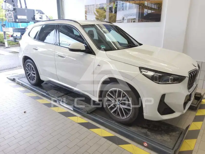 2022 BMW X1