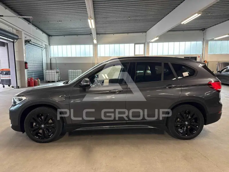 2022 BMW X1