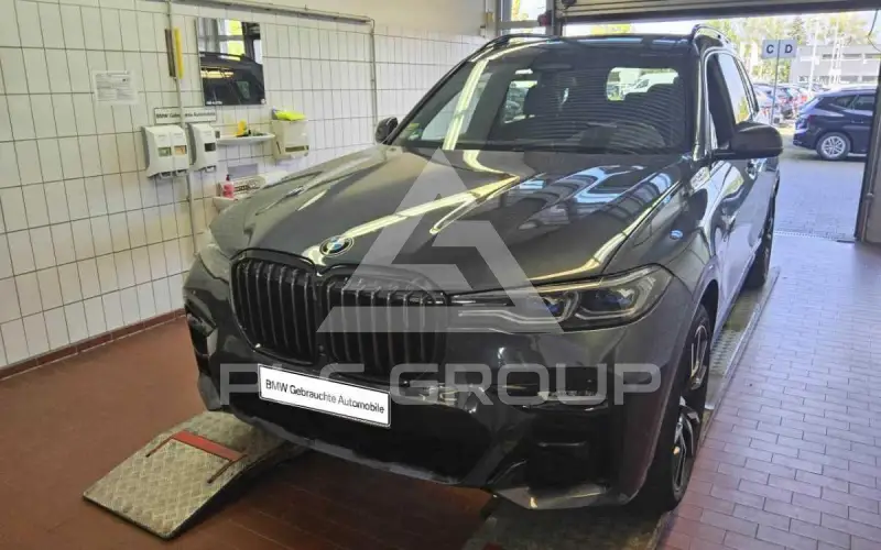 2022 BMW X7