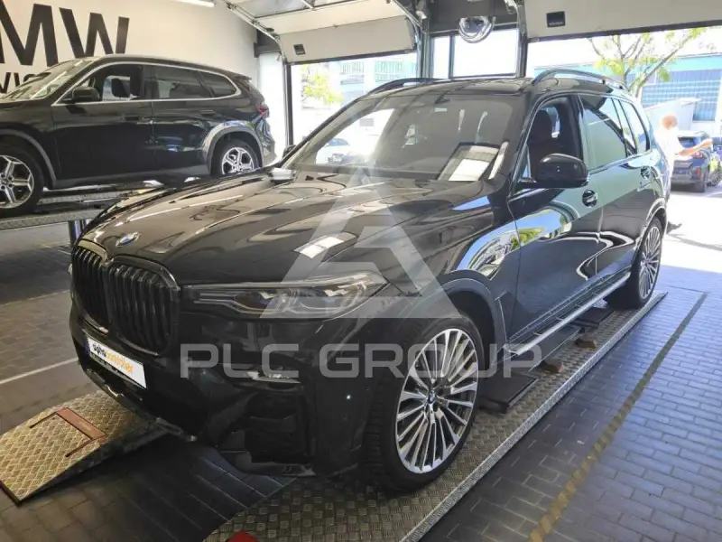 2022 BMW X7