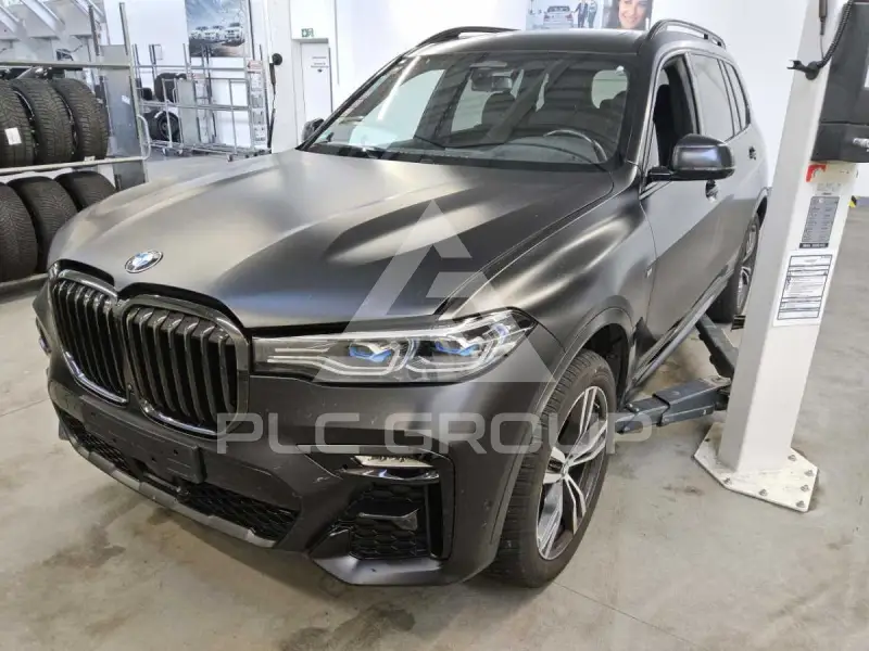 2022 BMW X7