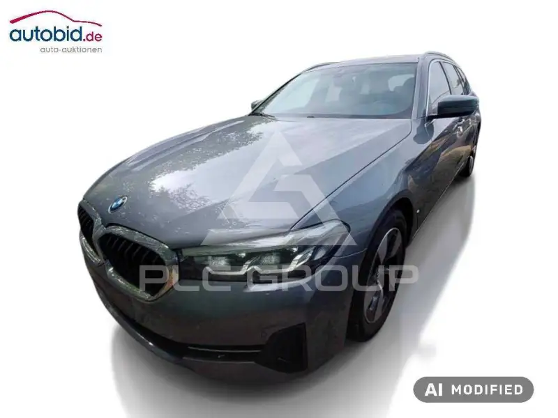 2022 BMW 520