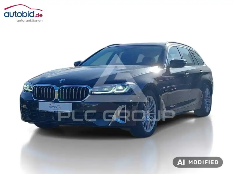 2022 BMW 520