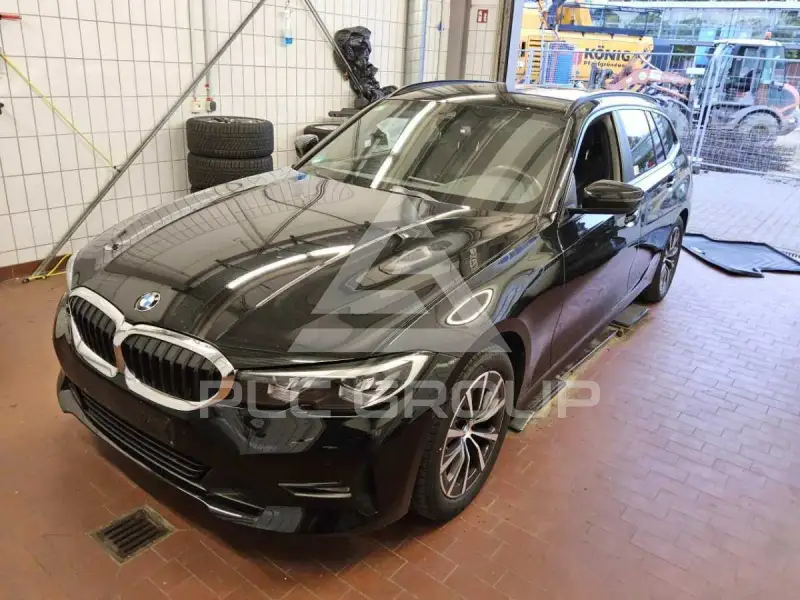 2022 BMW 318