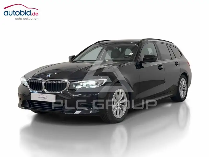 2022 BMW 318