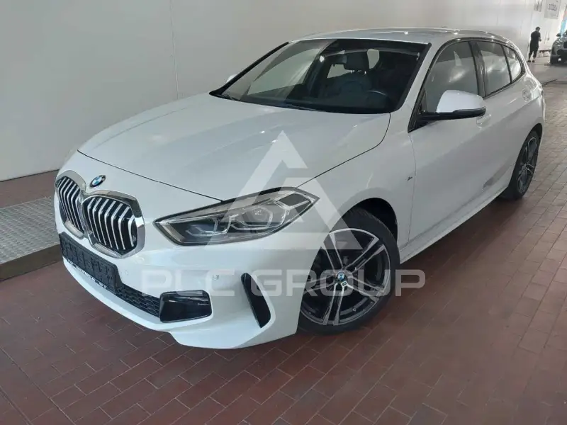 2022 BMW 118