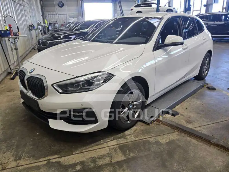 2022 BMW 118