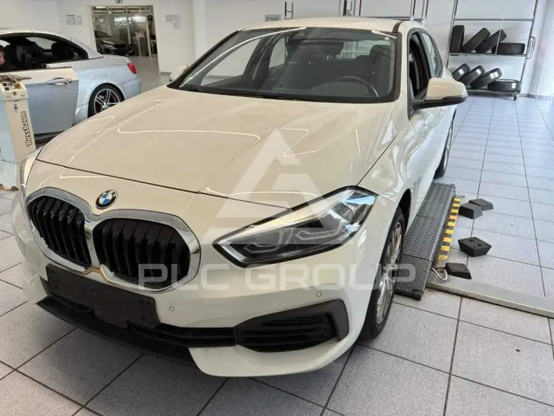 2022 BMW 118