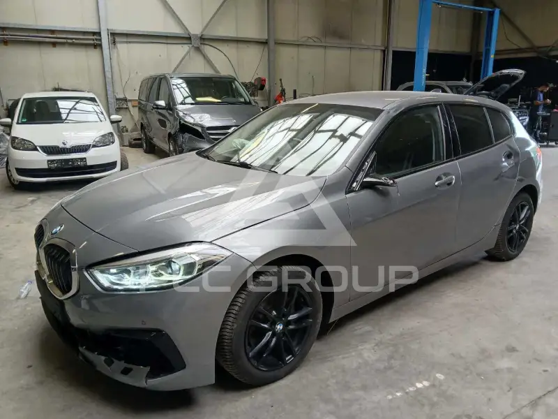 2022 BMW 118