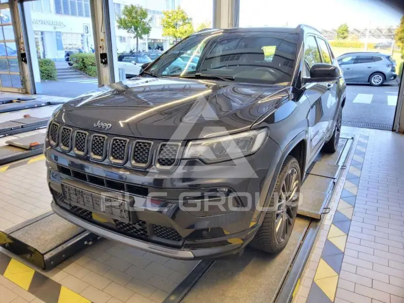 2022 Jeep COMPASS