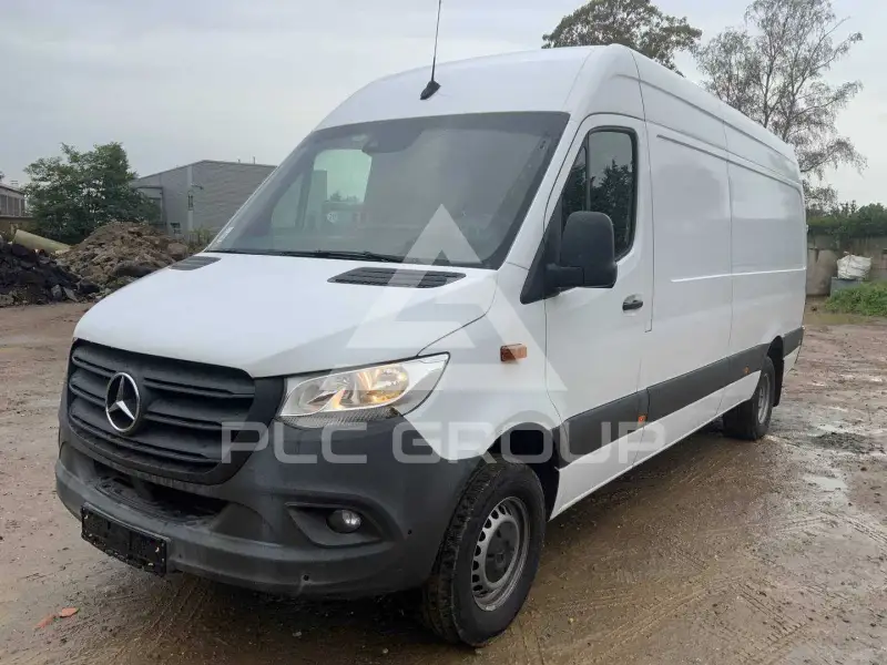 2022 Mercedes Benz Sprinter