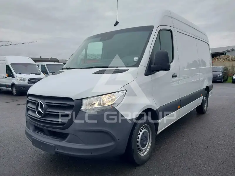 2022 Mercedes Benz Sprinter