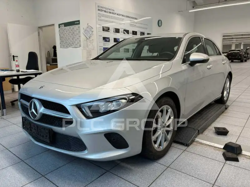 2022 Mercedes Benz A 200