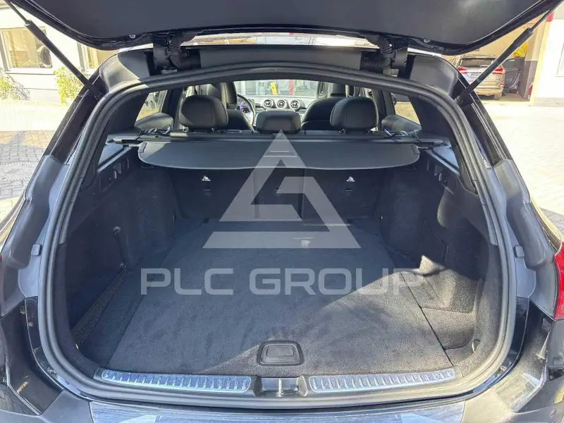 2022 Mercedes Benz C 220
