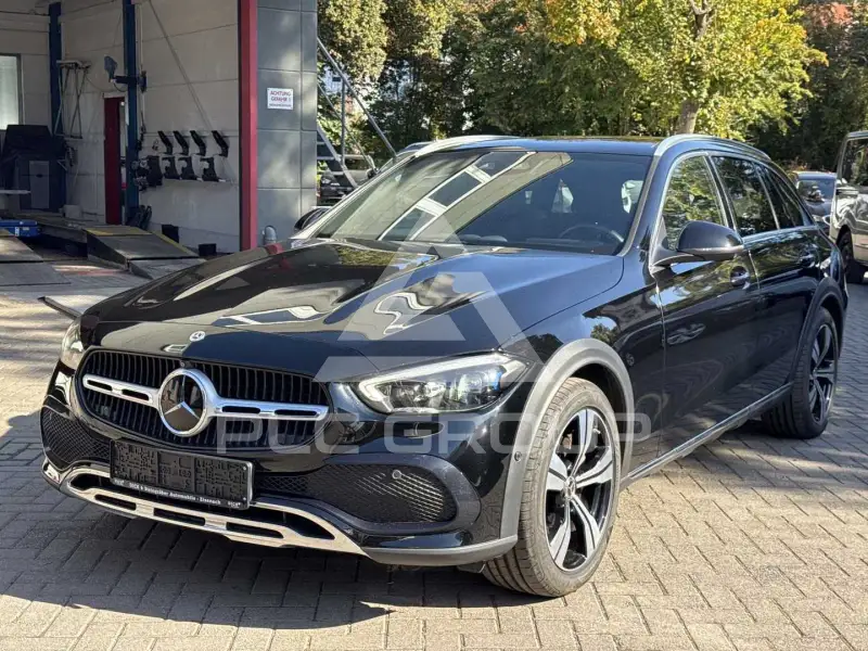 2022 Mercedes Benz C 220