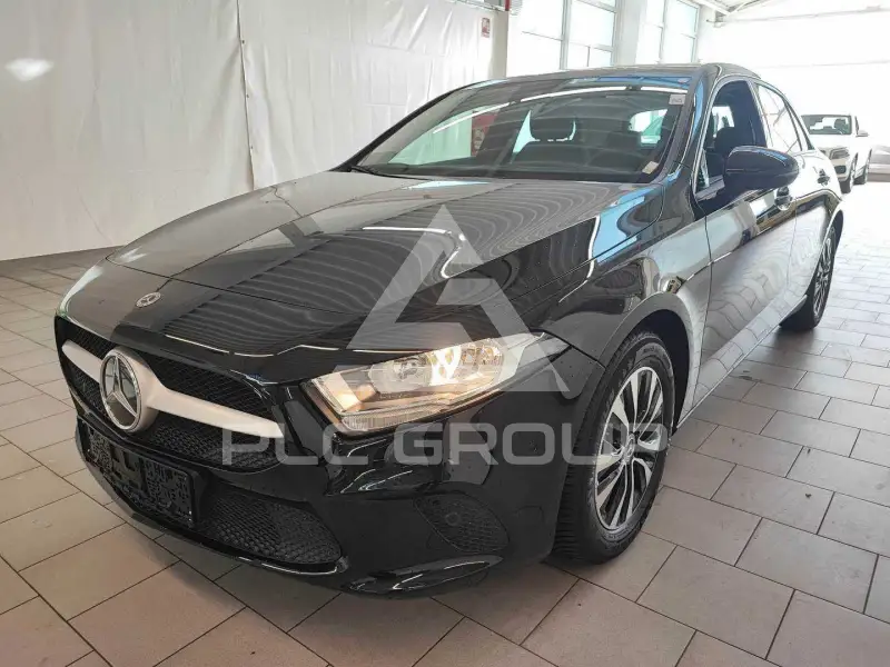 2022 Mercedes Benz A 180