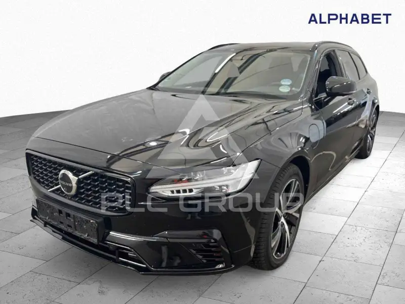 2022 Volvo V90