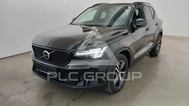 2022 Volvo XC40