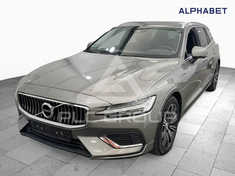 2022 Volvo V60