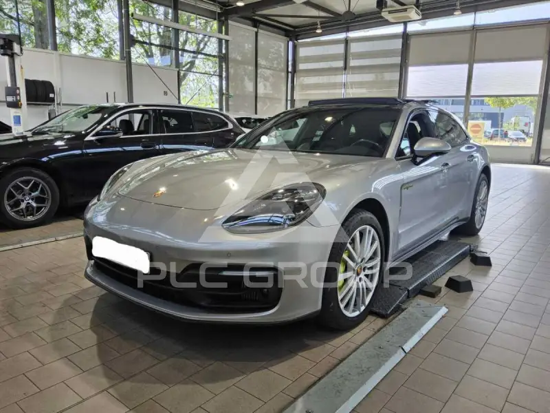 2022 Porsche Panamera