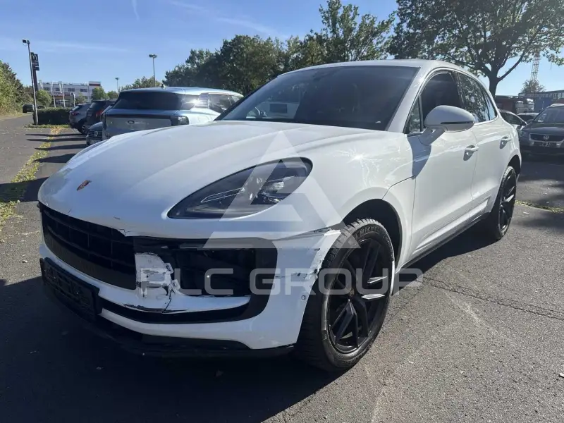 2022 Porsche MACAN