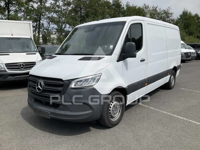 2022 Mercedes Benz Sprinter