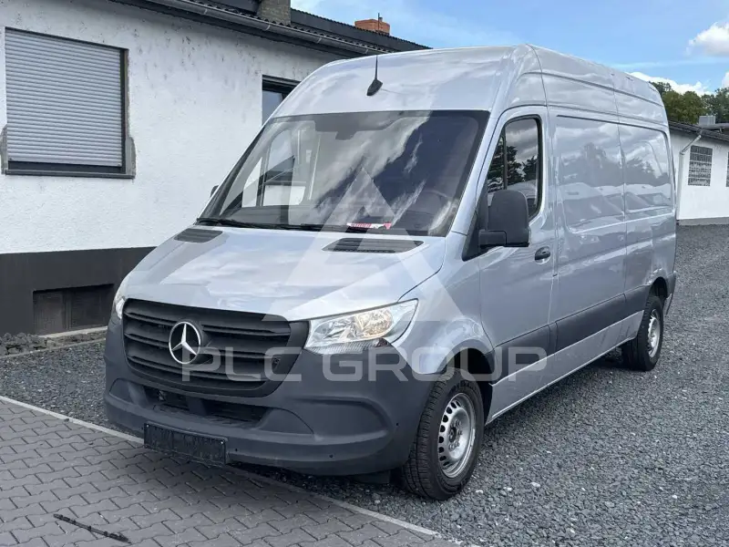 2022 Mercedes Benz Sprinter