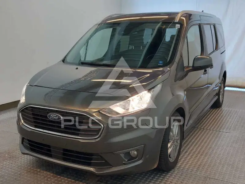 2022 Ford Tourneo