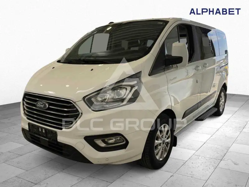 2022 Ford Tourneo