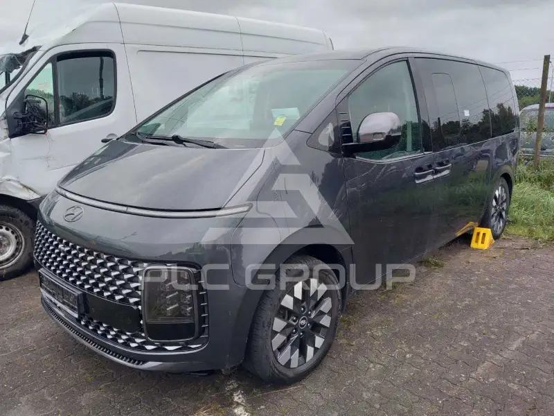 2022 Hyundai Staria